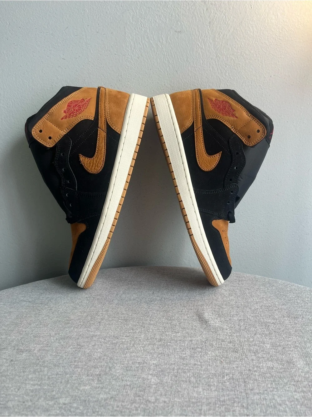 Nike Air Jordan 1 Mid SE Black Flax Varsity Red Men's Shoe Size 10 HV4091-002